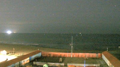 immagine della webcam nei dintorni di La Spezia: webcam Marina Di Carrara