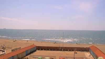 immagine della webcam nei dintorni di Pietrasanta: webcam Marina Di Carrara