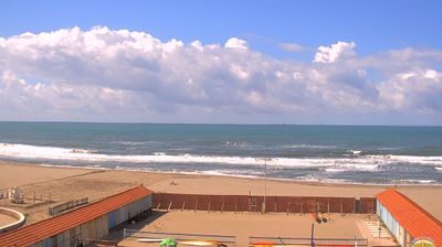 immagine della webcam nei dintorni di Sarzana: webcam Marina Di Carrara