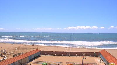 immagine della webcam nei dintorni di Marinella: webcam Marina Di Carrara