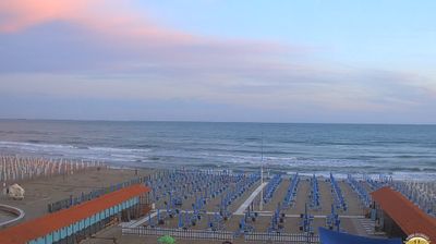 immagine della webcam nei dintorni di Lerici: webcam Marina Di Carrara