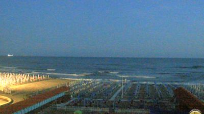 immagine della webcam nei dintorni di Le Grazie: webcam Marina Di Carrara