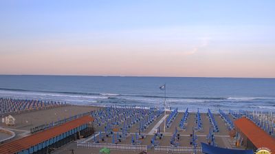 immagine della webcam nei dintorni di Fivizzano: webcam Marina Di Carrara
