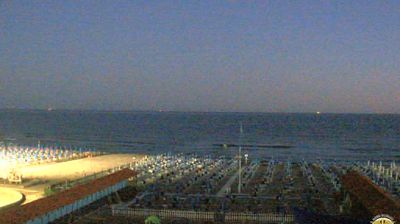 immagine della webcam nei dintorni di Lerici: webcam Marina Di Carrara