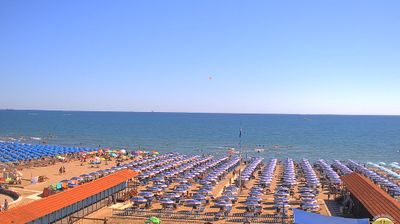 immagine della webcam nei dintorni di Torre Del Lago Puccini: webcam Marina Di Carrara
