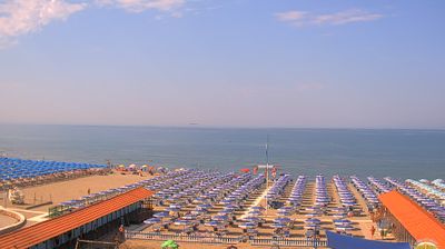 immagine della webcam nei dintorni di Marola: webcam Marina Di Carrara