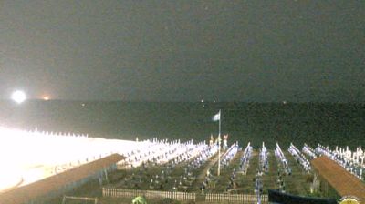 immagine della webcam nei dintorni di Campo Cecina: webcam Marina Di Carrara