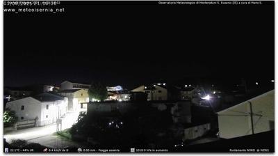 immagine della webcam nei dintorni di Piedimonte Matese: webcam Monteroduni