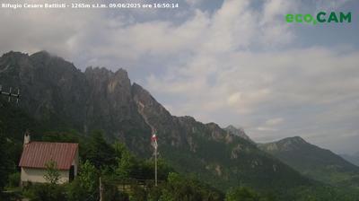immagine della webcam nei dintorni di Bosco Chiesanuova: webcam Lessinia