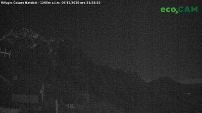 immagine della webcam nei dintorni di Laghi: webcam Rifugio Campogrosso