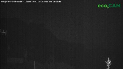 immagine della webcam nei dintorni di Posina: webcam Rifugio Campogrosso