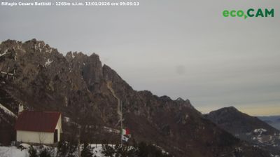 immagine della webcam nei dintorni di Recoaro Terme: webcam Rifugio Campogrosso