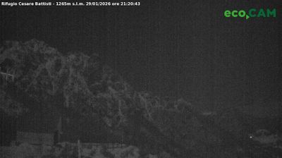 immagine della webcam nei dintorni di Posina: webcam Rifugio Campogrosso