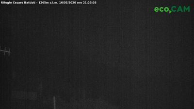 immagine della webcam nei dintorni di Vallarsa: webcam Rifugio Campogrosso