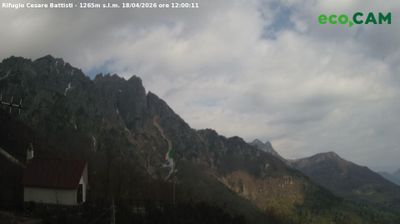 immagine della webcam nei dintorni di Erbezzo: webcam Rifugio Campogrosso