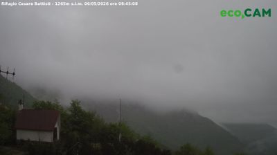 immagine della webcam nei dintorni di Malga San Giorgio: webcam Rifugio Campogrosso