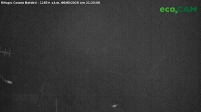 immagine della webcam nei dintorni di Vallarsa: webcam Rifugio Campogrosso