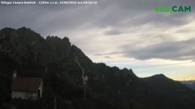 immagine della webcam nei dintorni di Laghi: webcam Rifugio Campogrosso