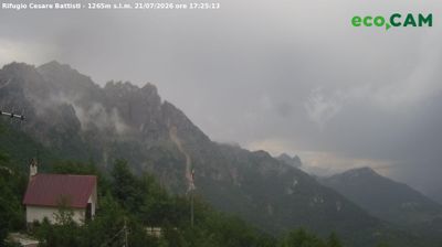 immagine della webcam nei dintorni di Monte di Malo: webcam Rifugio Campogrosso