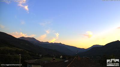 immagine della webcam nei dintorni di Sillano Giuncugnano: webcam Pratizzano