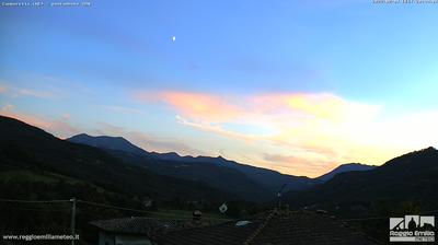 immagine della webcam nei dintorni di Tizzano Val Parma: webcam Pratizzano