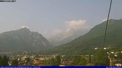 immagine della webcam nei dintorni di Moggio: webcam Mandello del Lario