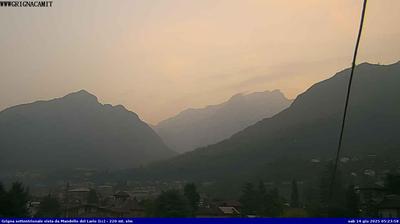immagine della webcam nei dintorni di Abbadia Lariana: webcam Mandello del Lario