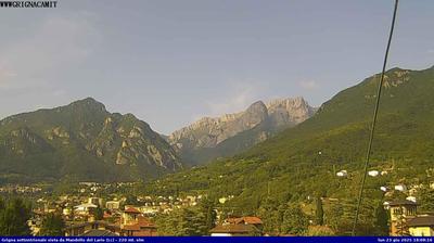 immagine della webcam nei dintorni di Oggiono: webcam Mandello del Lario