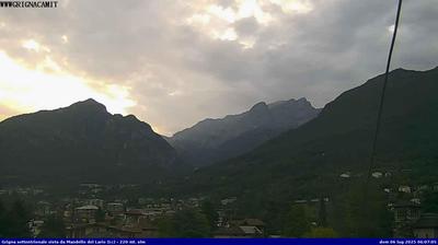 immagine della webcam nei dintorni di Tremezzo: webcam Mandello del Lario