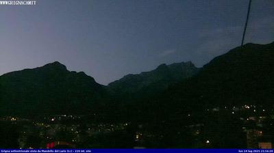 immagine della webcam nei dintorni di Piani di Bobbio: webcam Mandello del Lario