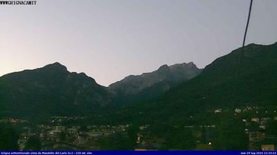 immagine della webcam nei dintorni di Abbadia Lariana: webcam Mandello del Lario