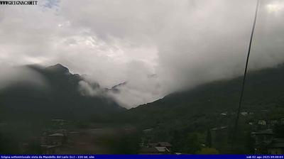 immagine della webcam nei dintorni di Monte Cornizzolo: webcam Mandello del Lario