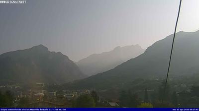 immagine della webcam nei dintorni di Erve: webcam Mandello del Lario