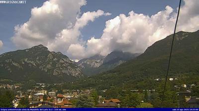 immagine della webcam nei dintorni di Piani di Bobbio: webcam Mandello del Lario