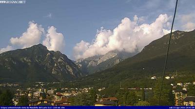 immagine della webcam nei dintorni di Moggio: webcam Mandello del Lario