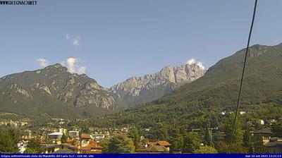 immagine della webcam nei dintorni di Barzio: webcam Mandello del Lario