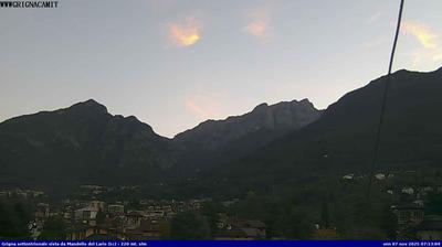 immagine della webcam nei dintorni di Ossuccio: webcam Mandello del Lario