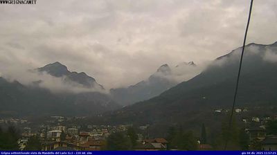 immagine della webcam nei dintorni di Piani di Artavaggio: webcam Mandello del Lario