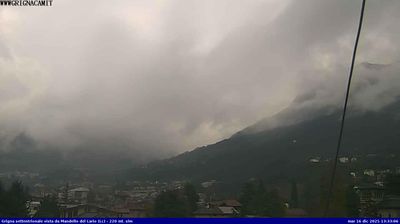 immagine della webcam nei dintorni di Piani di Bobbio: webcam Mandello del Lario