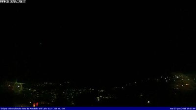 immagine della webcam nei dintorni di Piani d'Erna: webcam Mandello del Lario