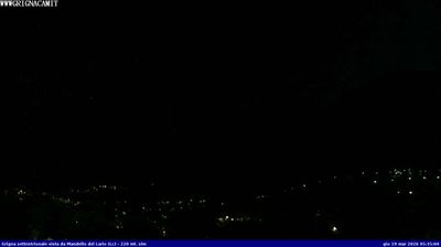 immagine della webcam nei dintorni di Alpe Giumello: webcam Mandello del Lario