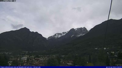 immagine della webcam nei dintorni di Erve: webcam Mandello del Lario