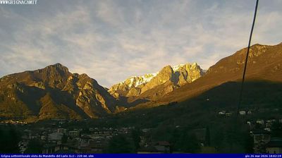 immagine della webcam nei dintorni di Erba: webcam Mandello del Lario