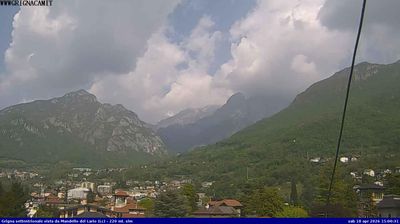 immagine della webcam nei dintorni di Sala Comacina: webcam Mandello del Lario