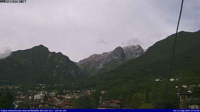 immagine della webcam nei dintorni di Piani di Bobbio: webcam Mandello del Lario