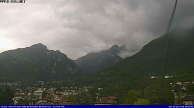 immagine della webcam nei dintorni di Suello: webcam Mandello del Lario