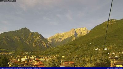 immagine della webcam nei dintorni di Margno: webcam Mandello del Lario