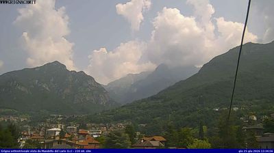 immagine della webcam nei dintorni di Erve: webcam Mandello del Lario