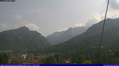 immagine della webcam nei dintorni di Civate: webcam Mandello del Lario