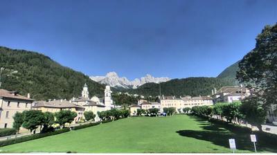 immagine della webcam nei dintorni di San Martino di Castrozza: webcam Agordo
